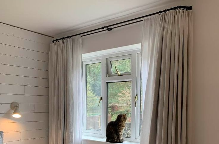 Карниз двухрядный кованый УЮТ D25мм 3,2м Черный