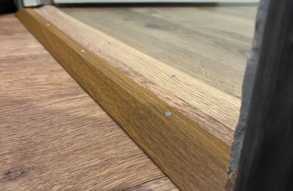 Порог разноуровневый ПР 03.1800.085 Клен