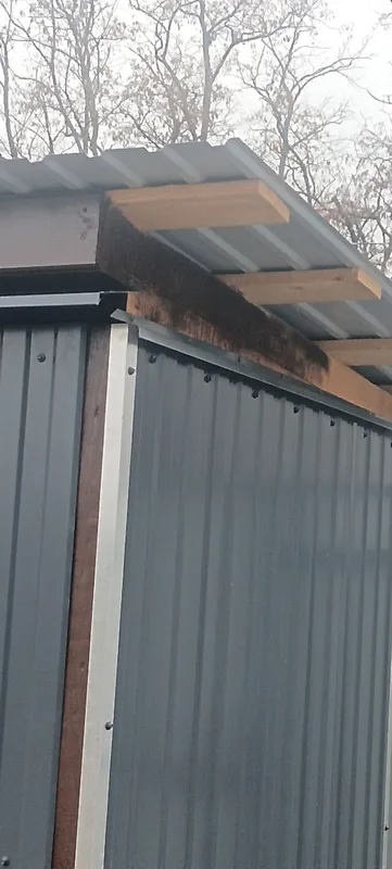 Уголок разнополочный 40х20 мм Уп 14.2000.501л Серебро. Цена за 5 штук.