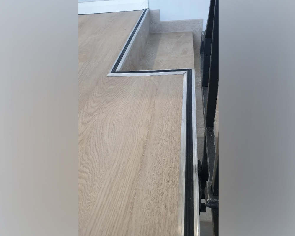 Порог одноуровневый ПС 08.1800.04л Бронза анод