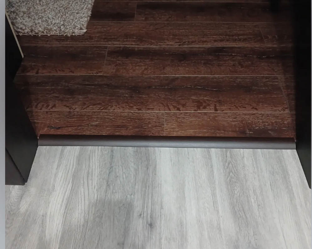 Самоклеящийся порог ЛС 35.900.4095 Дуб венге