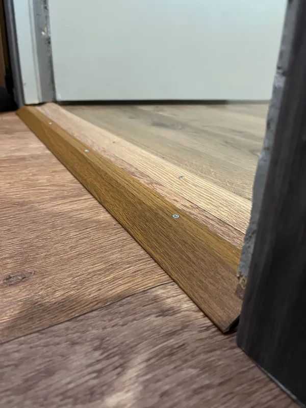 Порог разноуровневый ПР 04.1800.16 Белый