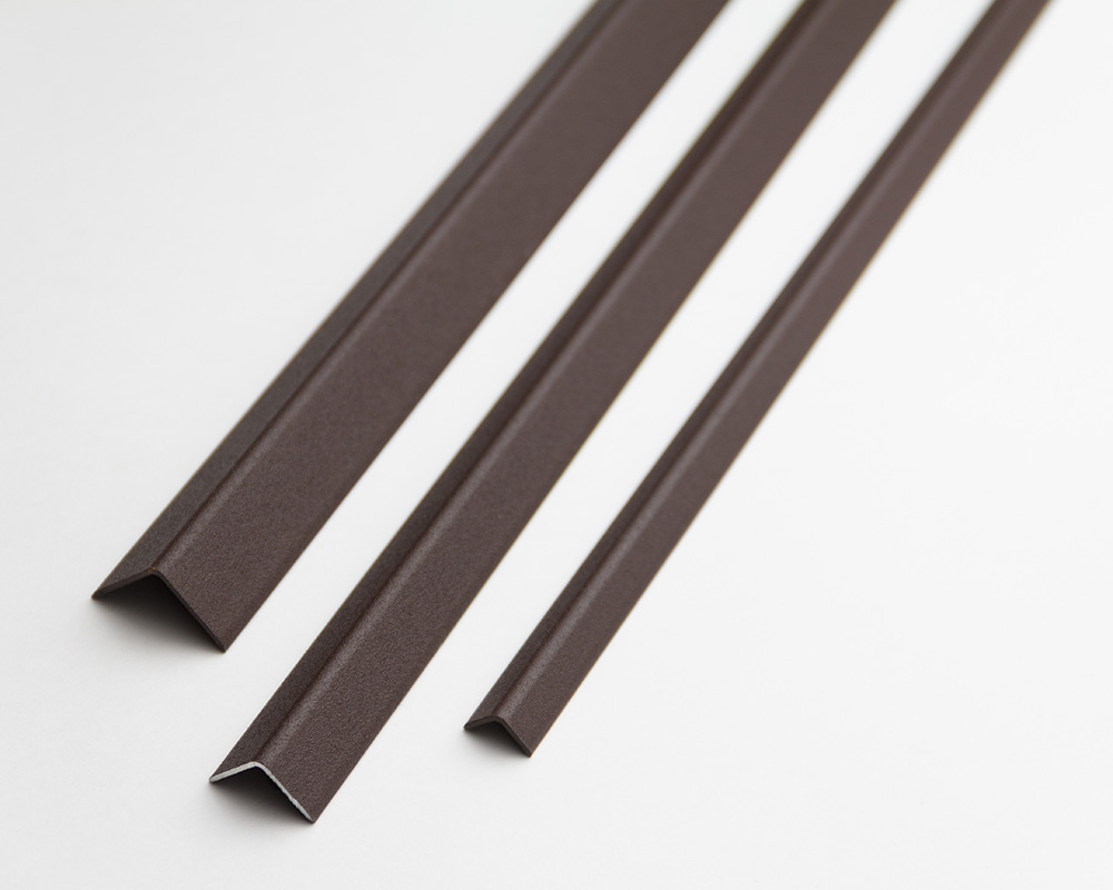 Угол наружный алюминиевый УО 18-27.2700.042л