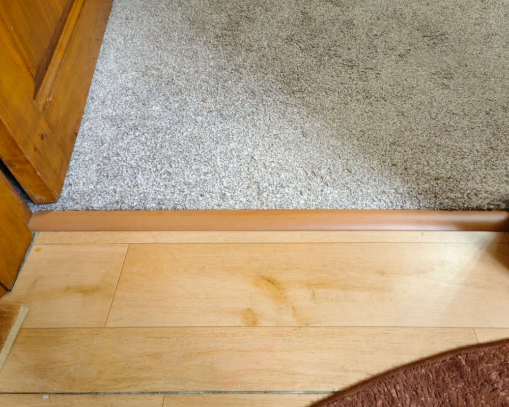 Самоклеящийся порог ЛС 35.2700.4092 Вишня