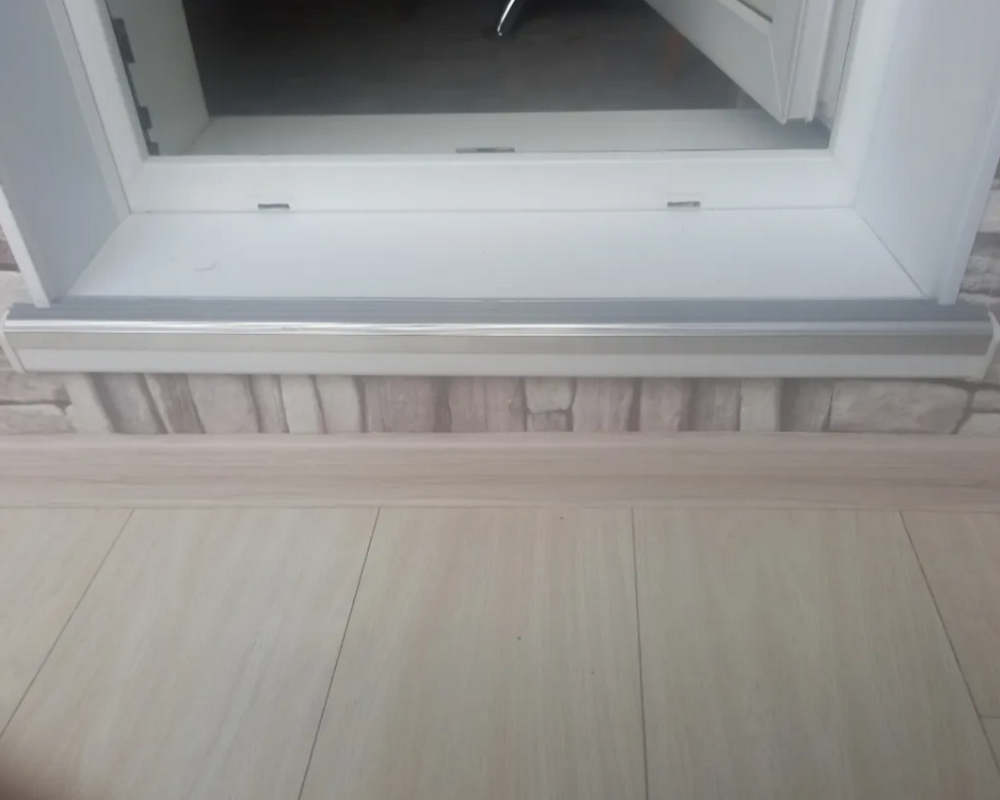 Порог одноуровневый ПС 08.2700.04 Бронза