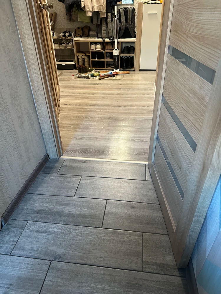 Порог разноуровневый ПР 06.2700.059 Бетон скай