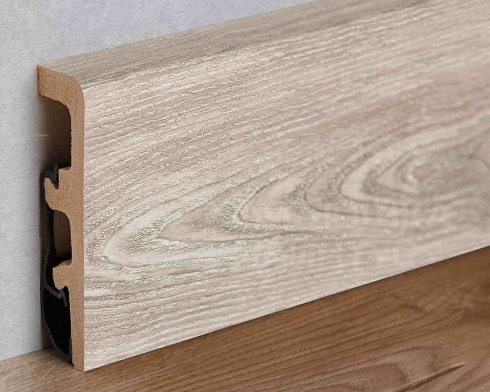 Плинтус напольный Arbiton Integra 07 Дуб Алабама