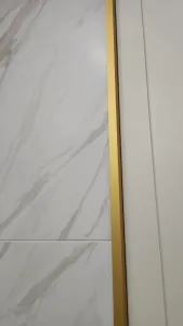 Профиль окантовочный ПУ 10НСЗ(304).2700.015 2,7 м Черный