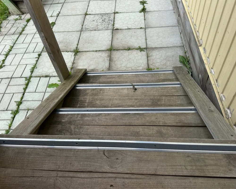 Порог одноуровневый ПС 08.1800.15 Черный