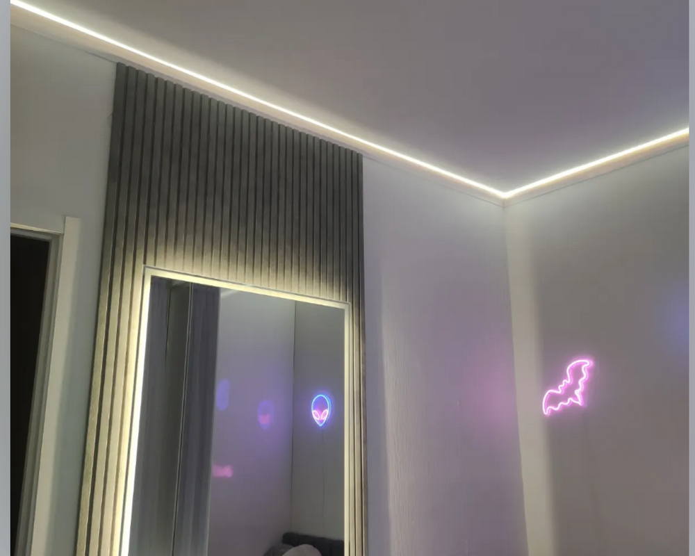 Молдинг из полистирола высокой плотности HI WOOD LB40 40мм х 20мм х 2,0м.