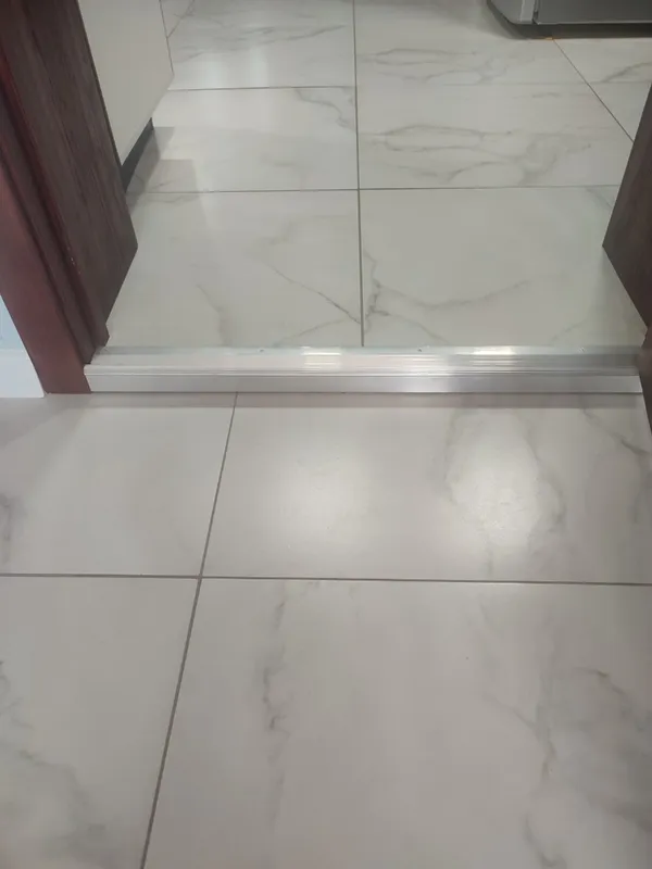 Порог угловой ПУ 04.900.086 Пробка